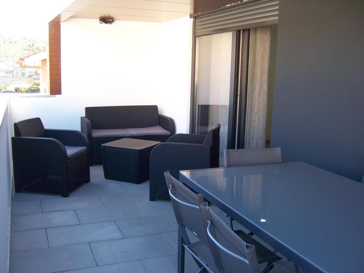Nc Apartamentos Braganca Bagian luar foto